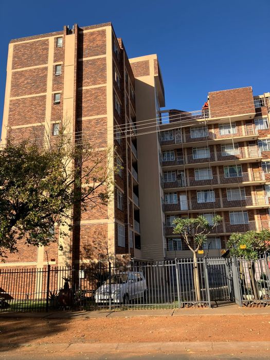 Property #ENT0279012, Apartment for sale in Pretoria North