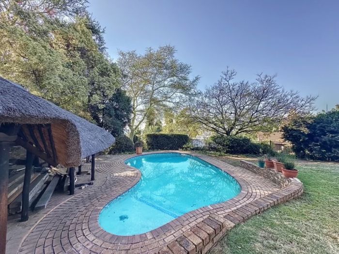 Newlands House For Sale: Four bedrooms, pool, garden, security village amenities.