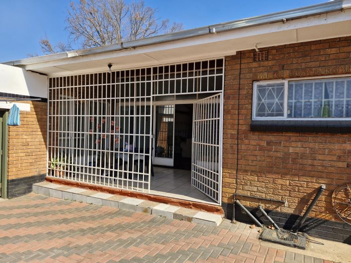 Property #ENT0279273, House for sale in Boksburg South