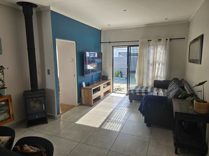 Property #ENT0279284, Townhouse for sale in Parklands