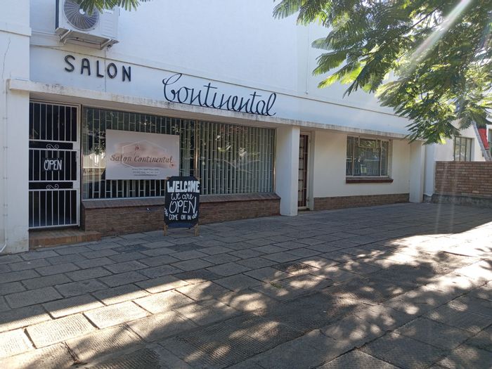 Prime Retail Space with Residency in Graaff-Reinet Central - For Sale