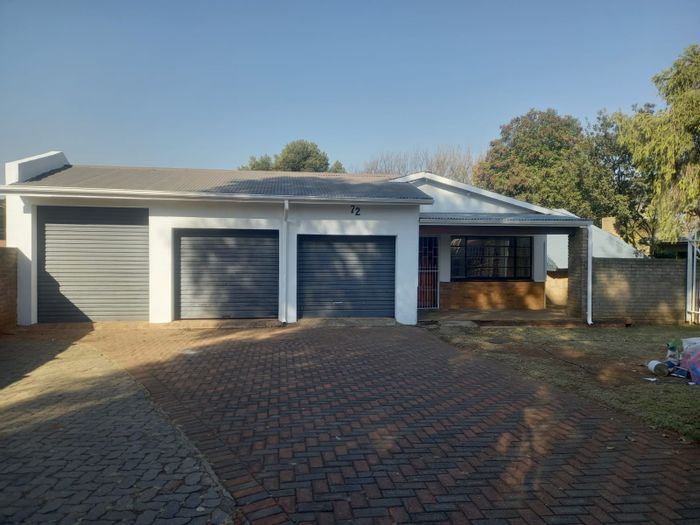 Property #ENT0279328, House for sale in Van Dyk Park