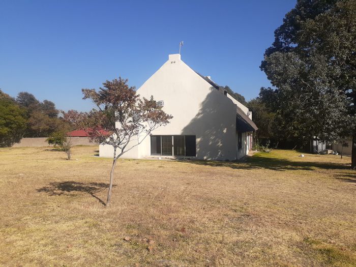 Property #ENT0279492, Small Holding for sale in President Park