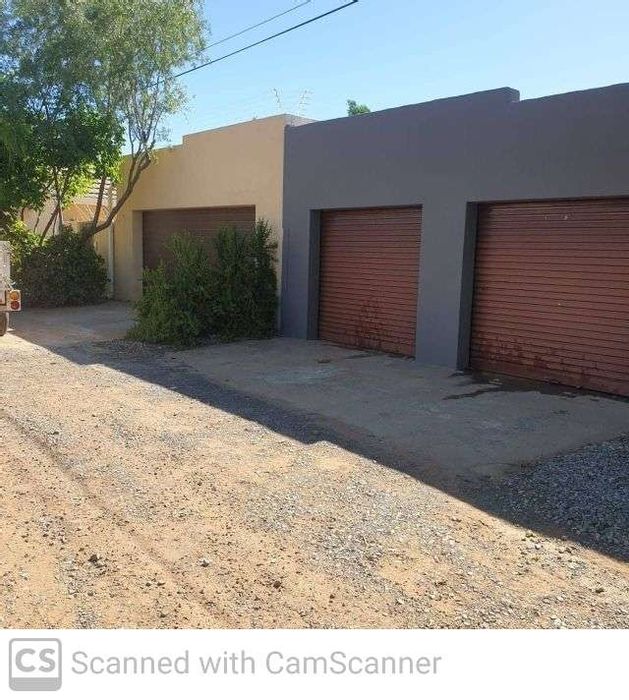 For Sale: House in Belgravia with pool, garden, and potential for expansion.