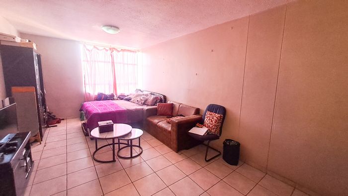 Property #ENT0279802, Apartment for sale in Kempton Park Central