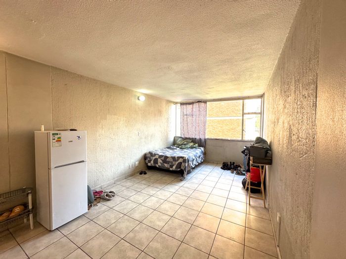 Property #ENT0279804, Apartment for sale in Kempton Park Central