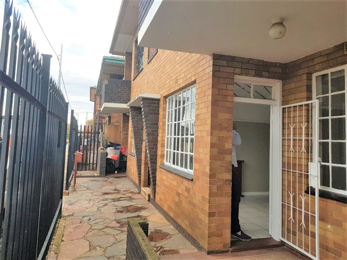 2-Bedroom Apartment For Sale in Jeppestown with security and convenient access.