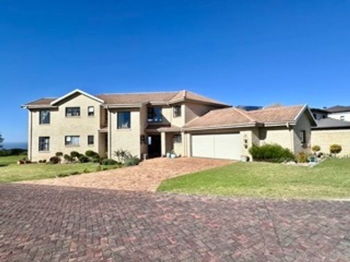 Property #ENT0279915, House for sale in Mossel Bay Golf Estate