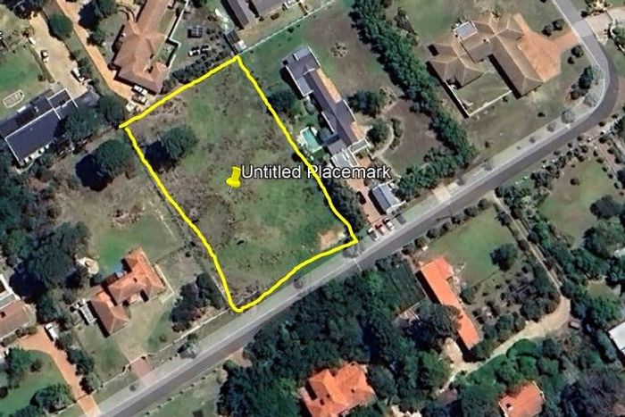 Vacant Land Residential For Sale in Tre Donne Estate - 3100 m2 plot available.