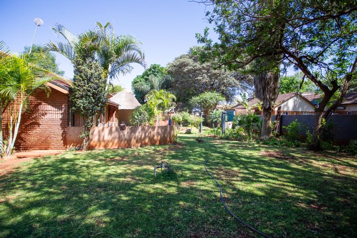 Chroompark 4-Bedroom House For Sale on Pretorius Street with Study and Cozy TV Room