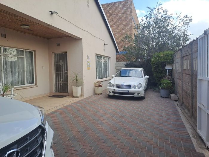 Property #ENT0280192, House for sale in Actonville