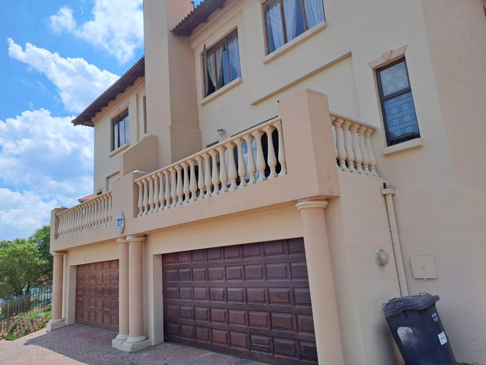 For Sale: Townhouse in Winchester Hills with 3 beds, balcony, and security features.