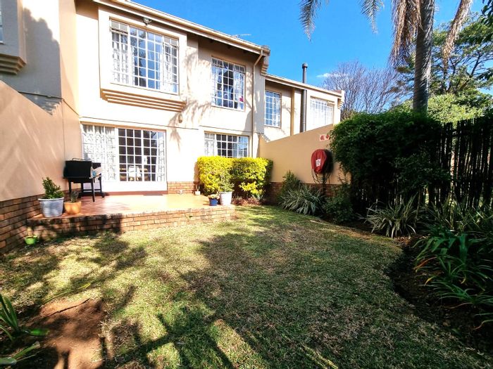 Property #ENT0280116, Townhouse for sale in Garsfontein