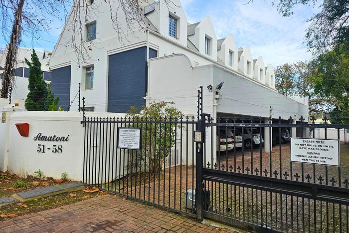 Property #ENT0280994, Apartment for sale in Stellenbosch Central