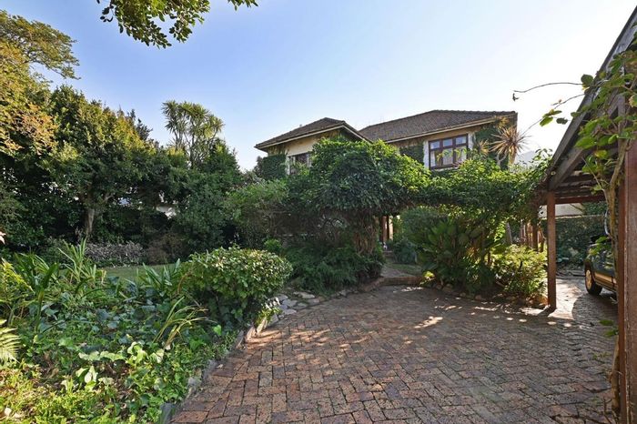 Property #ENT0281003, House for sale in Newlands