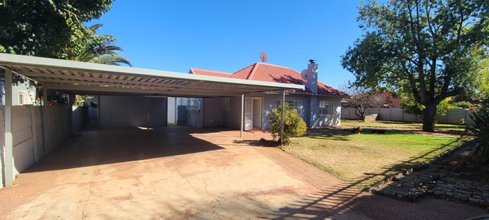 Property #ENT0281224, House for sale in Edendale