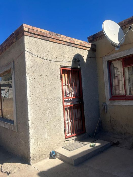 Seshego 9E House For Sale: Exclusive Mandate, Developer's Dream, Spacious Lot