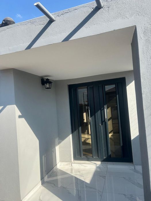 Modern 3-Bedroom House in Seshego 9E For Sale; Gourmet Kitchen, Double Garage, Secure