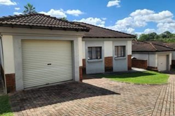 Nelspruit Ext 2 House for Sale: 3 Beds, Patio, Braai Area, Family-Friendly