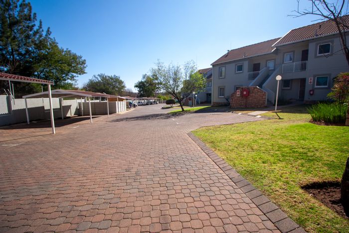 Modern 3-Bedroom Apartment for Sale in Sunninghill with Great Amenities!