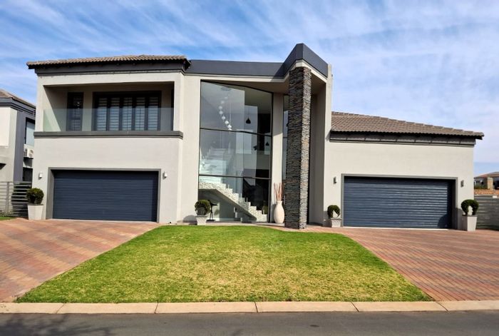 Property #ENT0282267, House for sale in Blue Valley Golf Estate