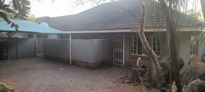 Property #ENT0282200, House rental monthly in Sonheuwel Ext 1