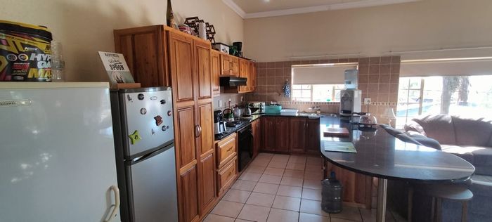 Property #ENT0282204, House rental monthly in West Acres Ext 8