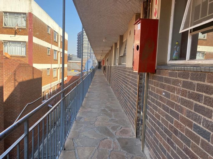 Property #ENT0282390, Apartment for sale in Kempton Park Central