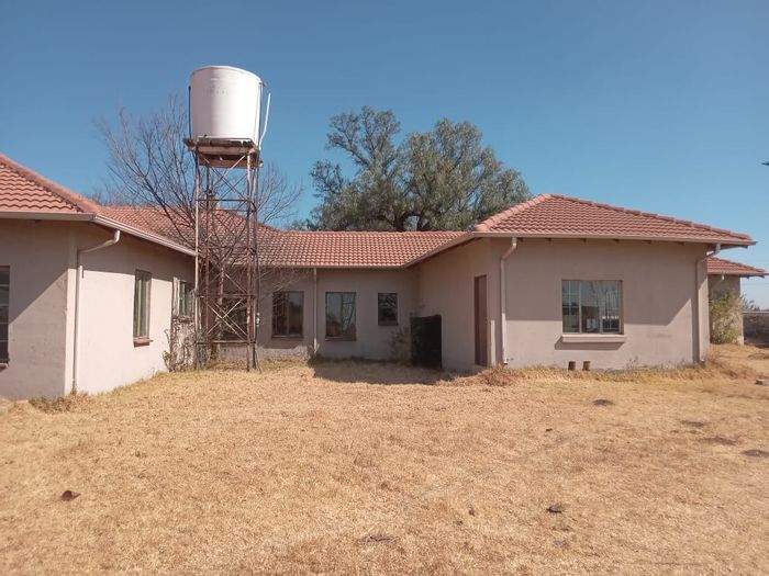 Property #ENT0282395, Vacant Land Agricultural for sale in Daveyton