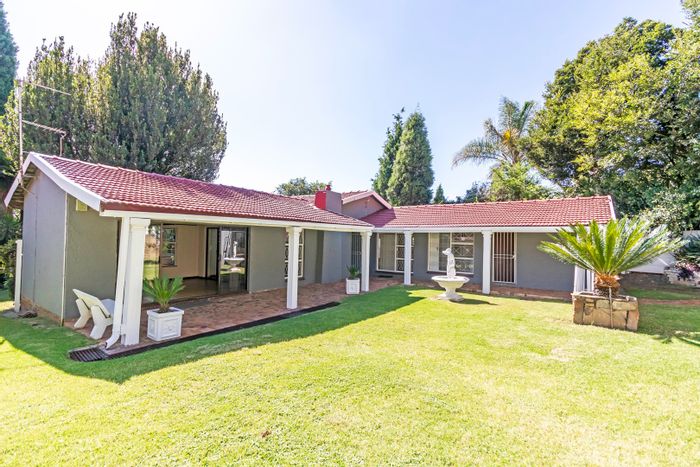 Versatile Blairgowrie house for sale with cottage, pool, and rental potential.