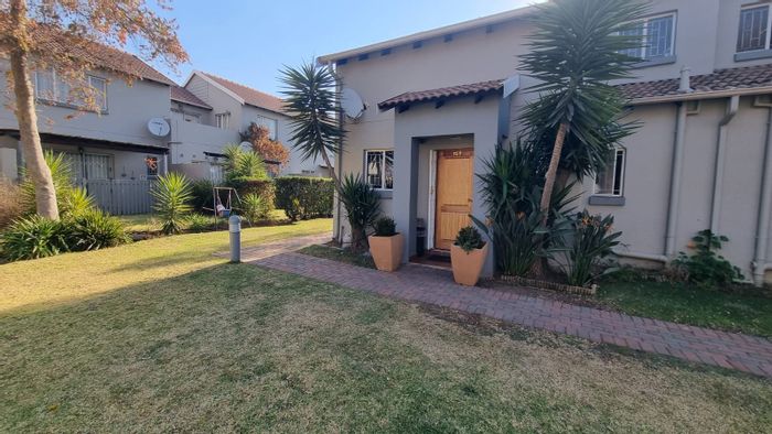 Property #ENT0282552, Townhouse for sale in Greenstone Hill