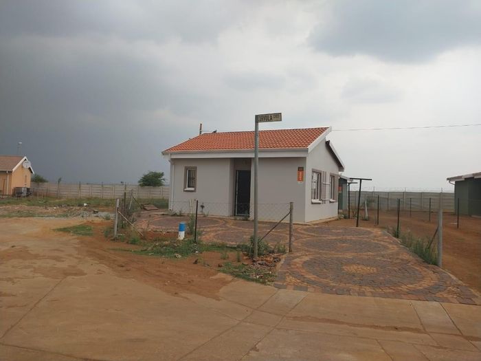 Property #ENT0282500, House for sale in Meyerton Ext