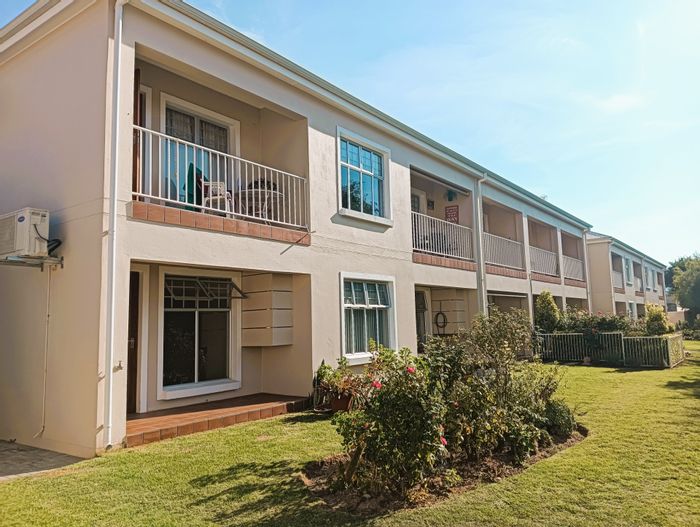 Spacious Oudtshoorn Central Apartment for Sale in Exclusive Retirement Village!