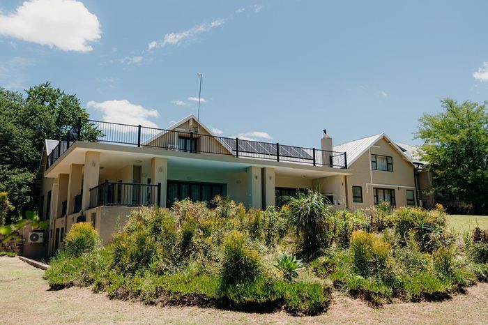 Spacious 6-Bedroom House for Sale in Sabie River Eco Estate with Pool & Golf Access