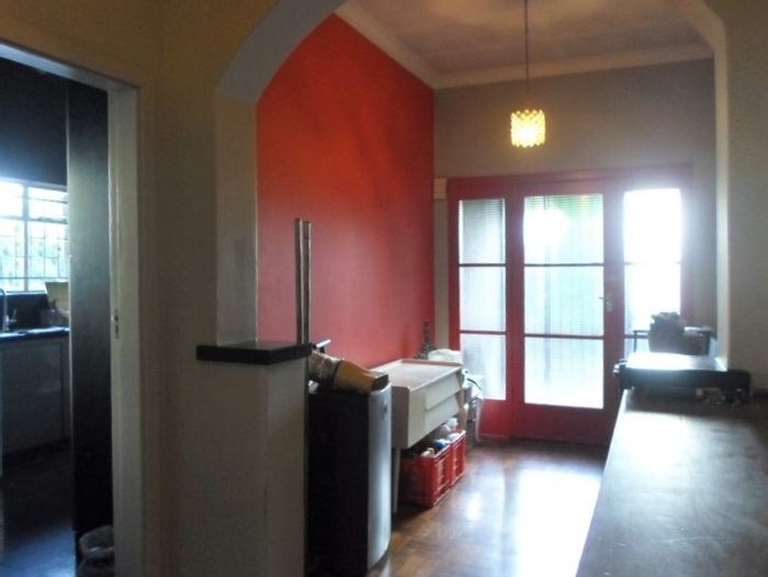 Lyttelton Manor House For Sale: Spacious living areas, large garden, and garage.