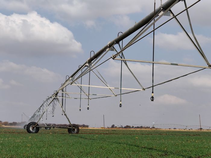 Irrigation farm for sale in Potchefstroom Rural with extensive water resources and facilities.