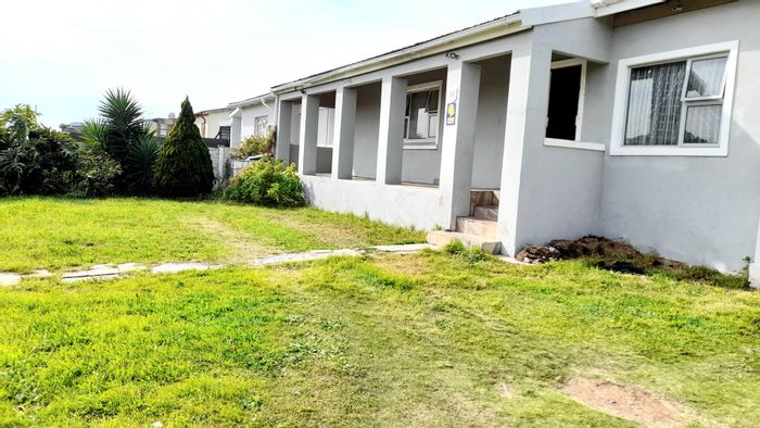 For Sale: 3-Bedroom Marais Township House with Pool and Spacious Yard!