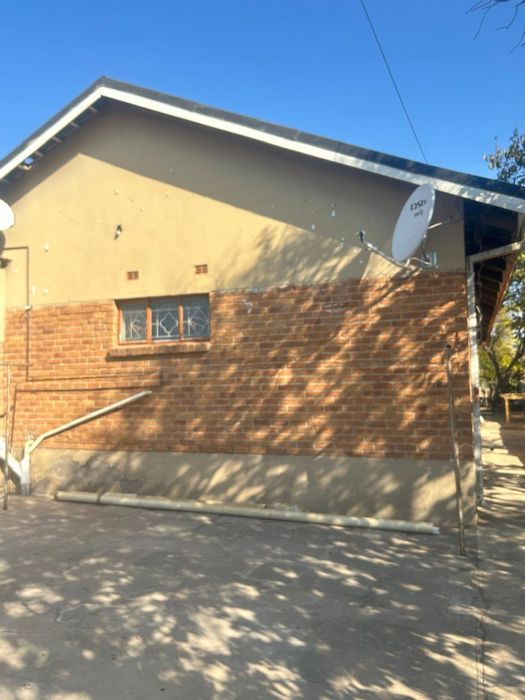 Seshego House for Sale: Ideal Investment with Rental Income and Prime Location!