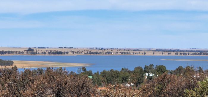 Prime Vacant Land in Vaal Marina Central with Waterfront Access – For Sale!