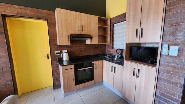 For Sale: Apartment in Nelspruit Ext 29, ideal for Airbnb income, close to amenities.