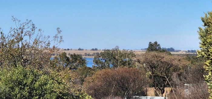 Prime Vaal Marina Residential Land for Sale with Scenic Waterfront Access!