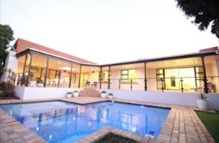 Vincent Heights House For Sale: Spacious 4 Bedrooms, Pool, Income-Generating Flats!