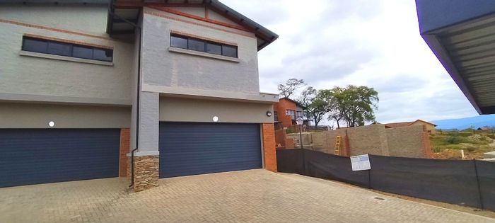 For Sale: Townhouse in Golden Acres Estate with 3 beds, double garage, private courtyard.