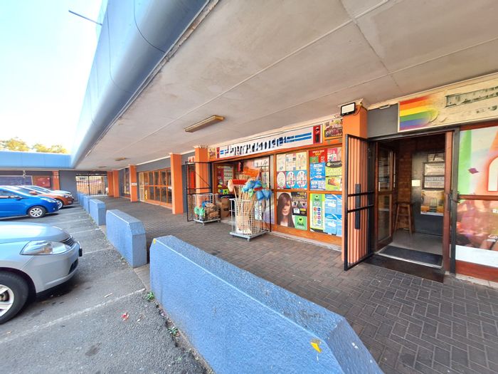 Retail opportunity in Wonderboom South: 59m2 shop with prepaid power, private kitchen. For Sale.