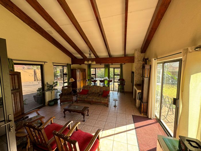 House To Rent in Wierda Park: 5 bedrooms, braai room, double garage, security features.