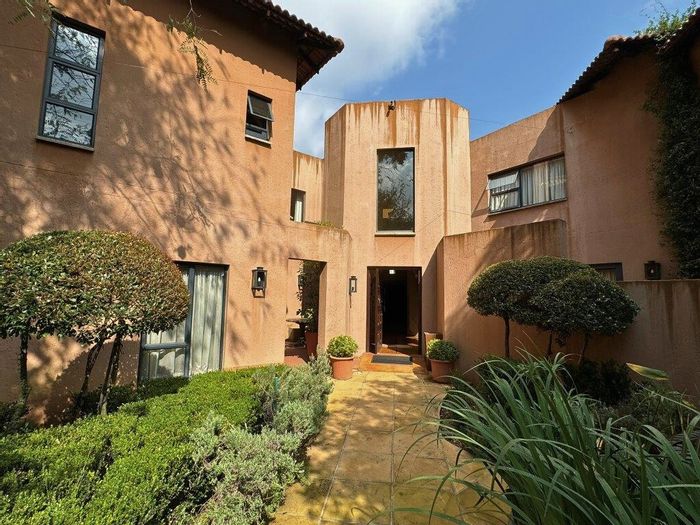 For Sale in Ferndale: House with 10 en-suite bedrooms, pool, and separate cottage.