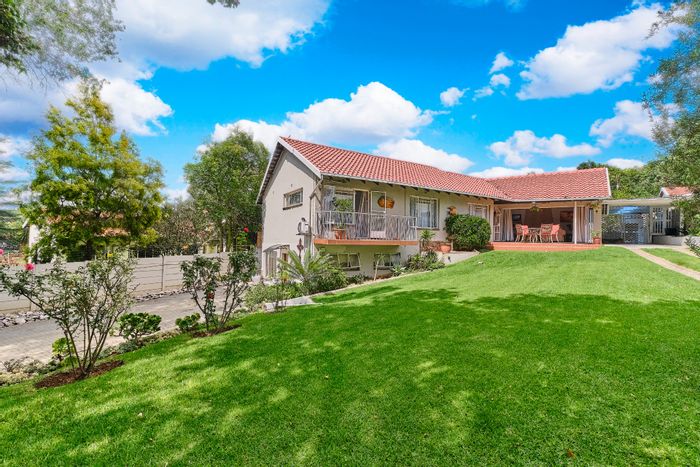 Blairgowrie House For Sale: Includes flatlet, secure parking, and spacious garden.