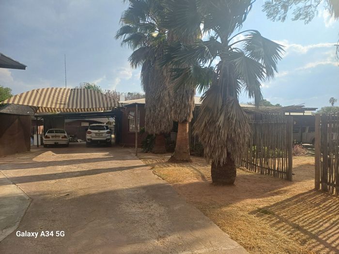 Modimolle Central Cluster For Sale: 12 units, secure living, rental income potential.