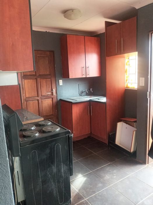 House for Sale in Soshanguve East: Close to schools, shops, and medical facilities.