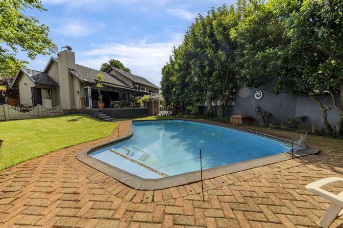 Montgomery Park House For Sale: 4 bedrooms, pool, garden, guest suite, secure parking.